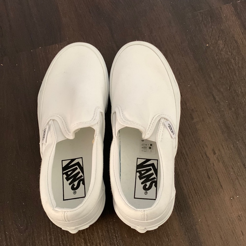 Vans slip on white size 5